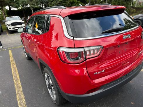 Used 2019 Jeep Compass Limited AWD/4WD image 4