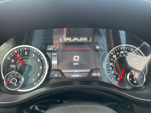 Used 2025 RAM 1500 Classic Warlock image 8