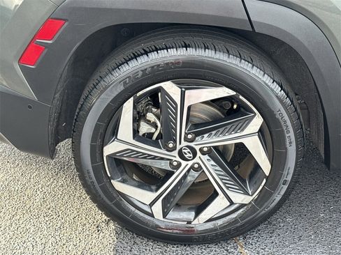 Used 2022 Hyundai Tucson Limited image 17