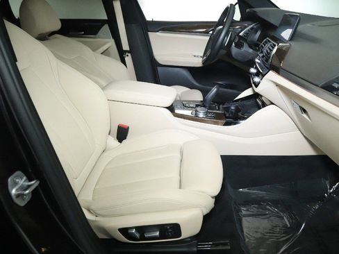 Used 2020 BMW X4 xDrive30i w/ Premium Package image 33