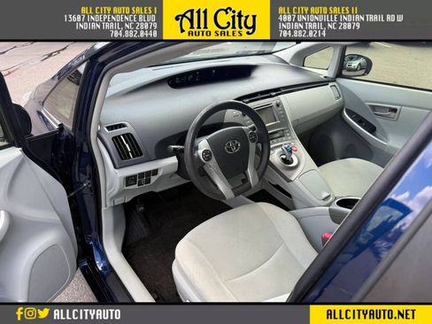 Used 2012 Toyota Prius Three FWD image 19