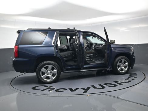 Used 2020 Chevrolet Tahoe LT w/ Luxury Package image 25