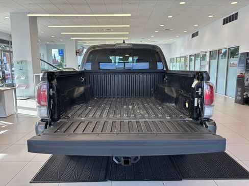 Used 2023 Toyota Tacoma TRD Sport w/ Black Out Package (TMS) AWD/4WD image 9