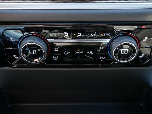 New 2026 Chevrolet Silverado 1500 RST AWD/4WD image 8