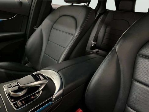 Used 2017 Mercedes-Benz GLC 300 4MATIC image 59