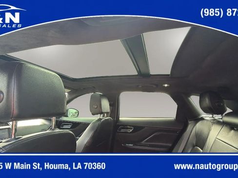 Used 2020 Jaguar F-PACE Premium AWD/4WD image 19