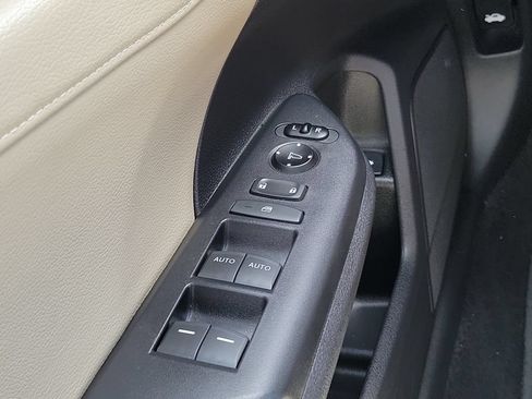 Used 2019 Honda Civic EX-L image 19