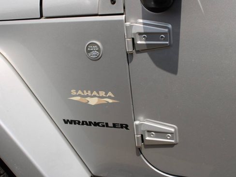 Used 2007 Jeep Wrangler Sahara w/ PWR Convenience Group AWD/4WD image 19