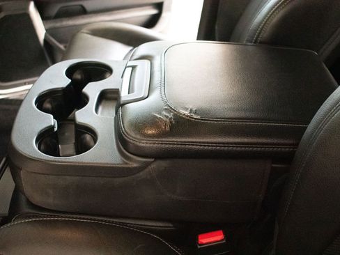 Used 2018 RAM 1500 Laramie image 25