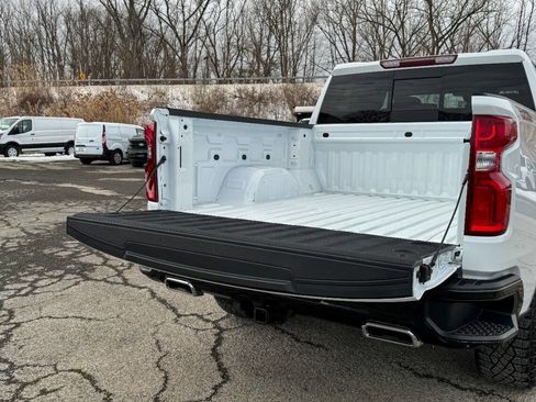 Used 2023 Chevrolet Silverado 1500 LT Trail Boss w/ Convenience Package II image 20