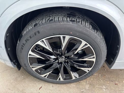 Certified 2025 MAZDA CX-90 3.3 Turbo S w/ Premium Plus image 12