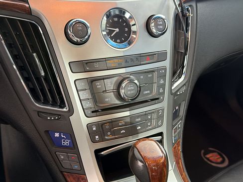 Used 2010 Cadillac CTS Luxury AWD/4WD image 18