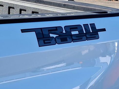 Used 2024 Chevrolet Silverado 1500 Custom Trail Boss w/ Dark Appearance Package image 34