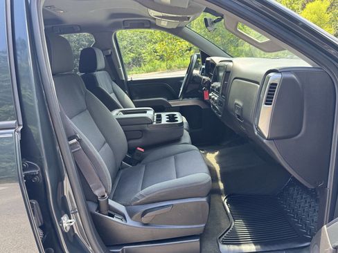 Used 2017 Chevrolet Silverado 1500 LT w/ All Star Edition image 13