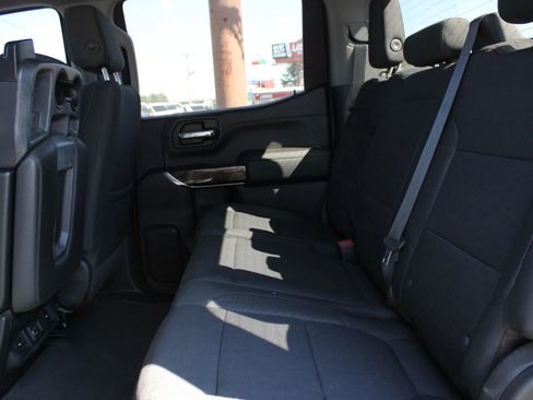 Used 2022 GMC Sierra 1500 SLE AWD/4WD image 12