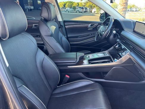 Used 2022 Genesis GV80 2.5T w/ Prestige Package 05 image 19
