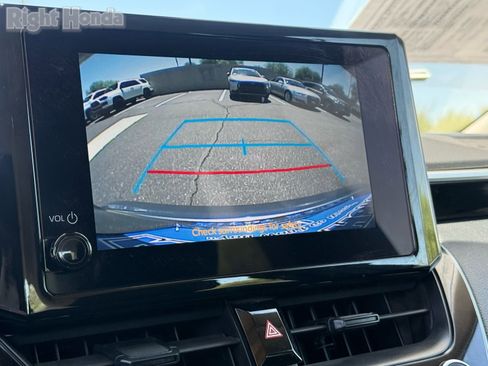 Used 2024 Toyota Corolla LE FWD image 22