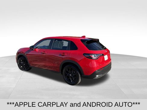 Used 2025 Honda HR-V Sport image 3