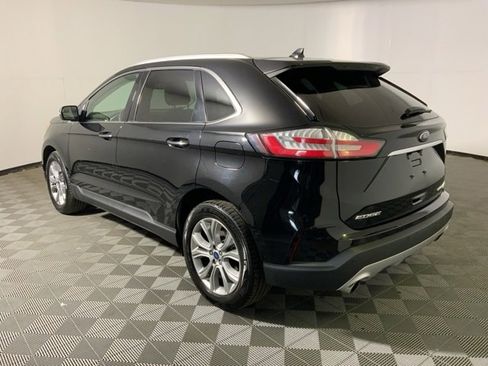 Used 2019 Ford Edge Titanium image 5