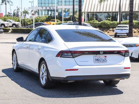 Used 2024 Honda Accord LX image 13