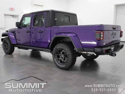 New 2026 Jeep Gladiator Sport AWD/4WD image 6