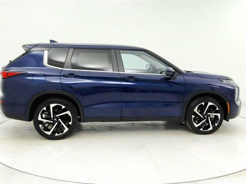 Used 2024 Mitsubishi Outlander FWD image 6