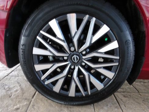 Certified 2023 Nissan Altima 2.5 SV w/ SV Premium Package image 11