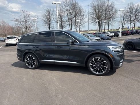 Used 2022 Lincoln Aviator Reserve w/ Equipment Group 201A image 8