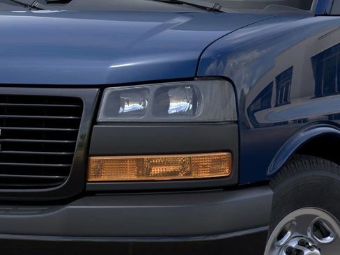 New 2025 GMC Savana 3500 w/ Driver Convenience Package image 10