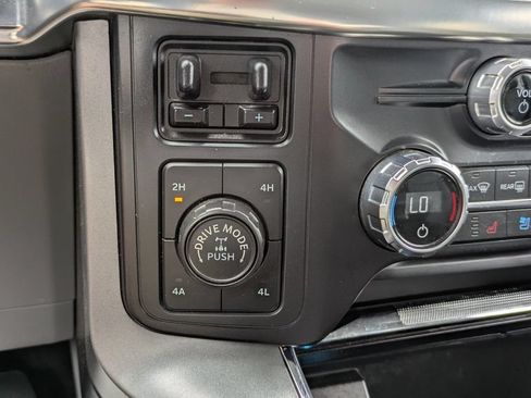 Used 2021 Ford F150 Lariat w/ Max Trailer Tow Package AWD/4WD image 18