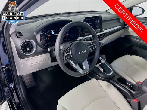Certified 2023 Kia Forte LXS w/ LXS Technology Package FWD image 10