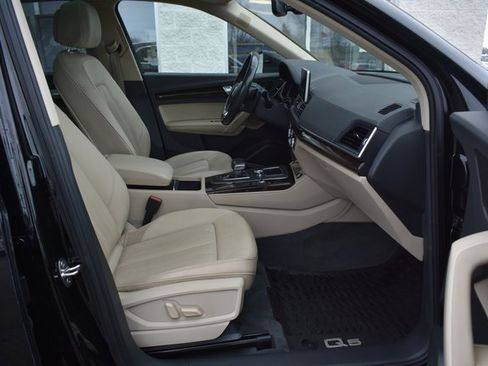 Used 2019 Audi Q5 2.0T Premium Plus w/ Premium Plus Package image 44