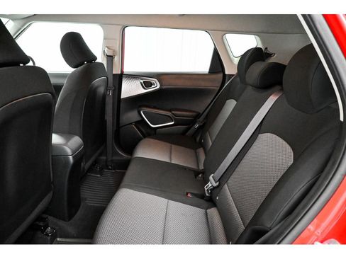 Used 2021 Kia Soul LX FWD image 27