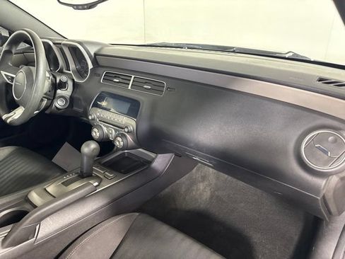 Used 2011 Chevrolet Camaro LS RWD image 29