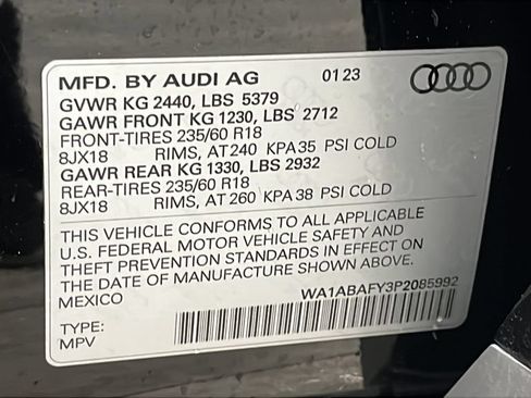 Used 2023 Audi Q5 2.0T Premium w/ Convenience Package AWD/4WD image 29