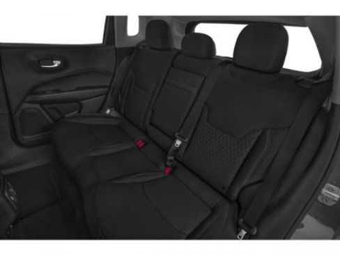 Used 2020 Jeep Compass Latitude w/ Cold Weather Group image 16