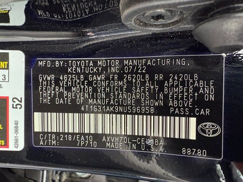 Used 2022 Toyota Camry SE image 38