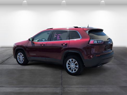 Used 2019 Jeep Cherokee Latitude w/ Cold Weather Group image 3