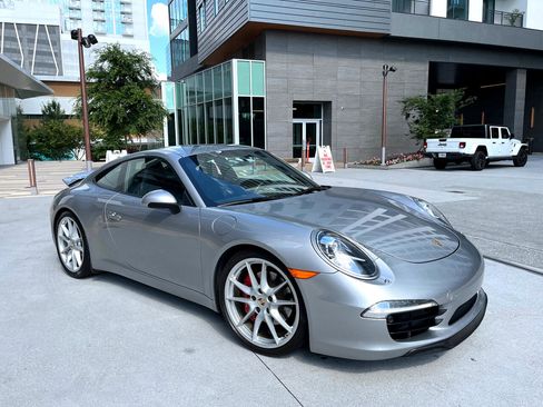 Used 2013 Porsche 911 Carrera S w/ Bose Audio Pkg image 4