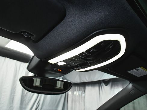 Used 2018 Porsche Macan GTS image 34