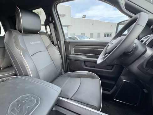 Used 2025 RAM 2500 Laramie w/ Night Edition image 19