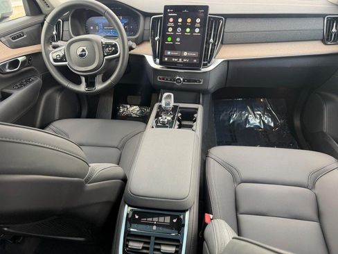 Certified 2026 Volvo XC90 B6 Plus AWD/4WD image 12