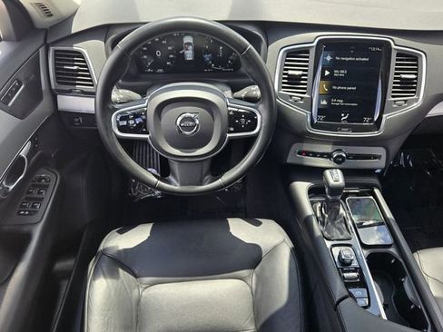 Used 2021 Volvo XC90 T5 Momentum w/ Protection Package Premier FWD image 13