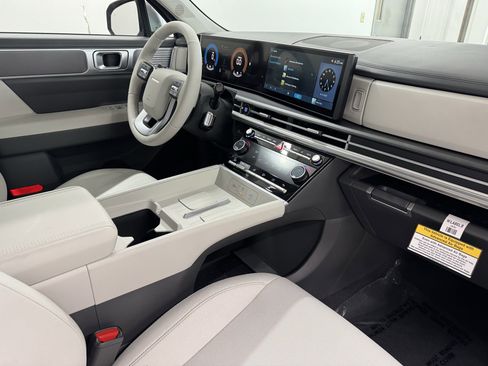 New 2026 Hyundai Santa Fe SE AWD/4WD image 4