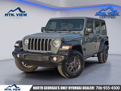Used 2024 Jeep Wrangler Sport S image 1