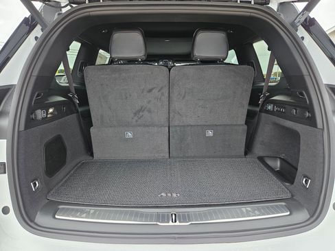 New 2025 Jeep Grand Cherokee L Summit w/ Obsidian Package image 19