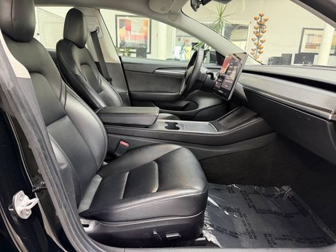 Used 2021 Tesla Model 3 Standard Range Plus RWD image 17