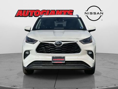 Used 2021 Toyota Highlander XLE image 7