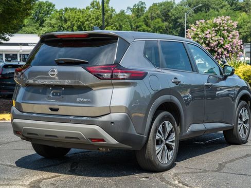 Used 2022 Nissan Rogue SV AWD/4WD image 5