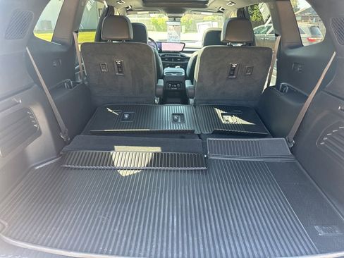 Certified 2025 Buick Enclave Avenir w/ Super Cruise Package image 46